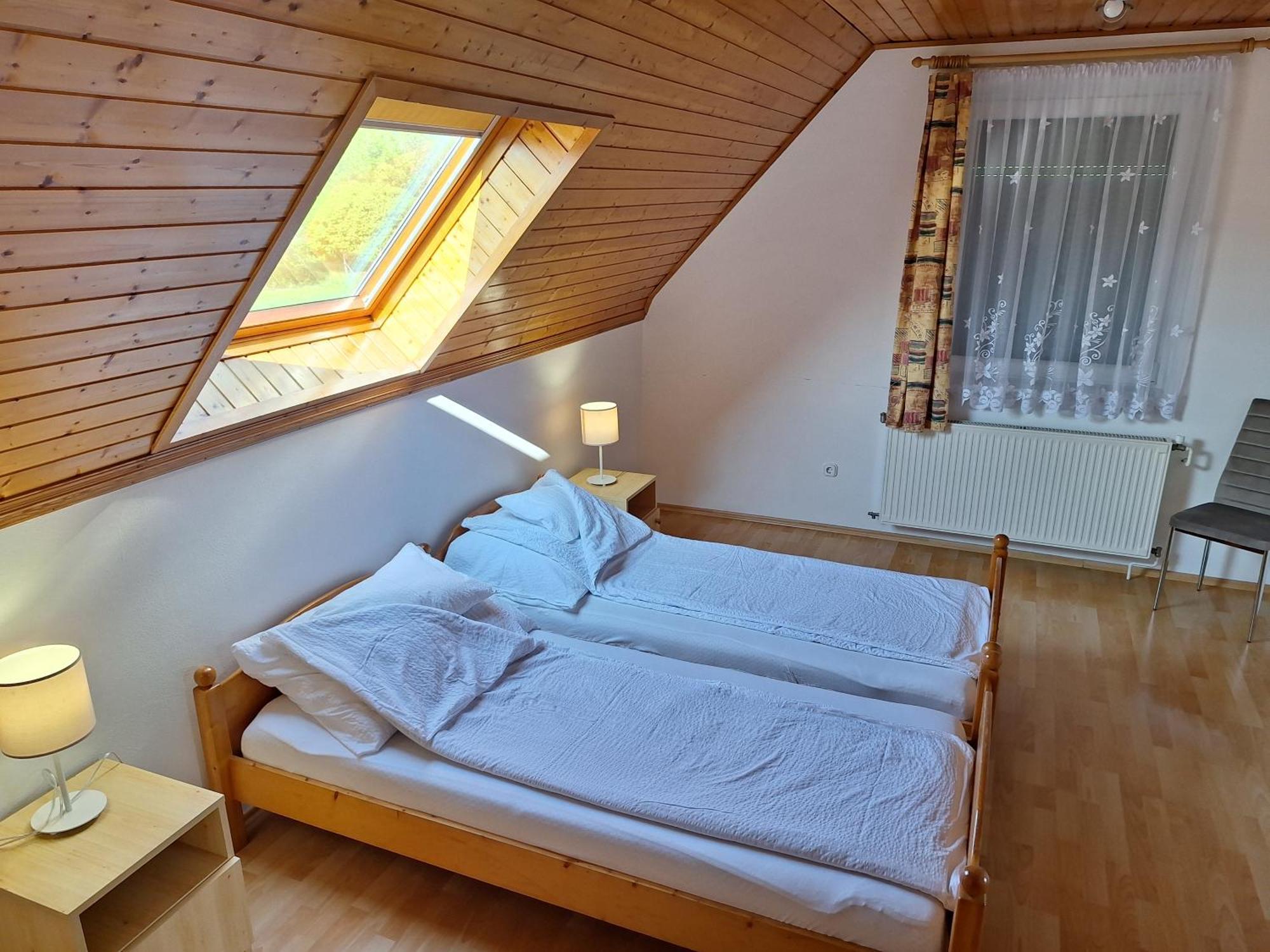 בדקסוניטומאי Badacsony Apartmanhaz מראה חיצוני תמונה